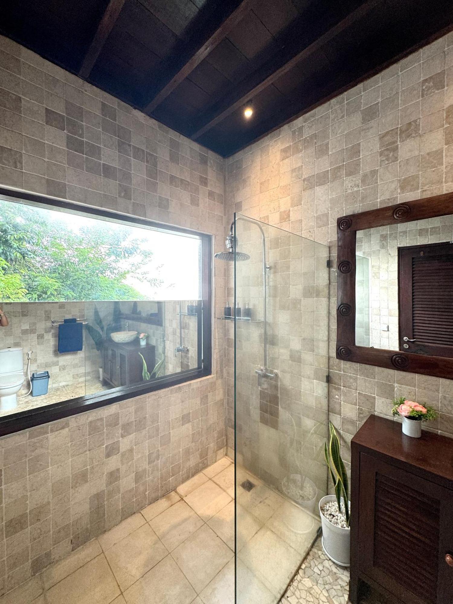 Bale Bingin Beachfront Stay Uluwatu  Ruang foto